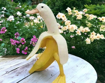 Resin Banana Duck. Fruit Animal Figurine, Creative Art Statue, Garden Accessory, Decor