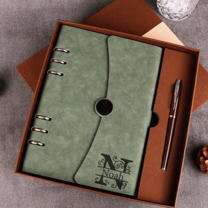 Ensemble de journaux en cuir personnalisé, cahier gravé, cahier A5 personnalisé, cadeaux de fête des pères, ensemble cadeau pour hommes, cadeau de remise des diplômes personnalisé