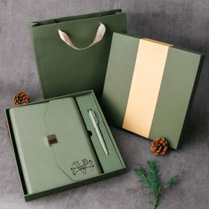 Gepersonaliseerde gegraveerde leren notitieboekjepen cadeauset - aangepast A5 A6-notitieboek, kantoorcadeau, afstudeercadeau, cadeau leraar