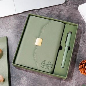 Conjunto de Caderno de Couro Gravado Personalizado – Caderno A5/A6, Presente para Professores, Presente para Estudantes Universitários, Presente de Formatura