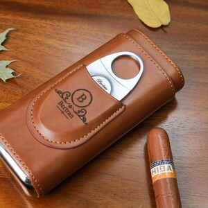 Gepersonaliseerde reishumidor, leren sigarenopbergdoos met mes, getuige voorstel cadeau, getuige cadeau, vaderdagcadeau, cadeau echtgenoot