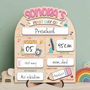 Personalized First Day of School Sign, Reusable Back to School Sign For Photo Prop,  1st Day of School Sign , Custom First Day School Sign