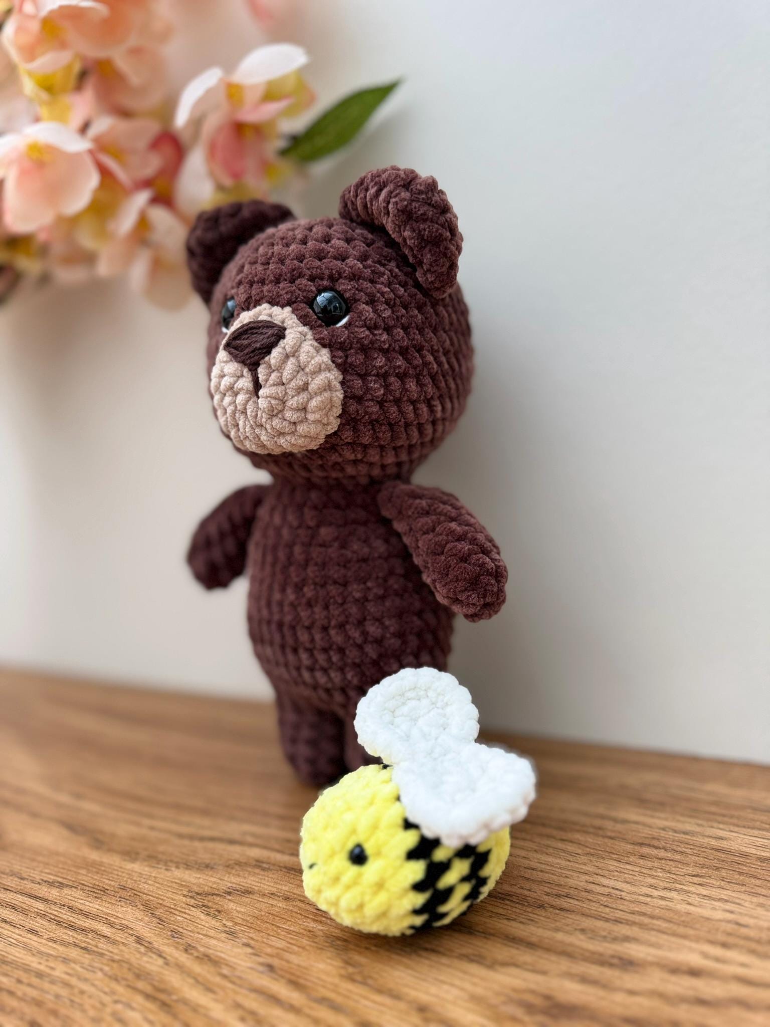 Crochet Bear in Overalls With Bee Amigurumi PDF Pattern - Easy DIY ...