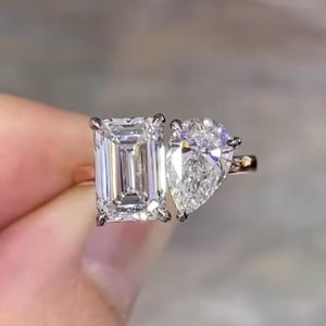 4 CT Toi et Moi Two Stone Engagement Ring | Emerald and Pear Cut | 14K Solid Gold Promise Ring | Anniversary Gift for Women