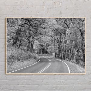 Black and White, Virginia Print, Virginia Wall Art, Virginia Poster, Virginia Photo, Virginia Poster Print, Virginia Decor, USA Poster
