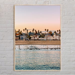 Real Photo, Santa Cruz Print, Santa Cruz Wall Art, Santa Cruz Poster, Santa Cruz Photo, Santa Cruz Poster Print, California, USA