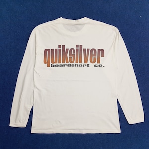 Vintage Quiksilver Streetwear Skate T-Shirt