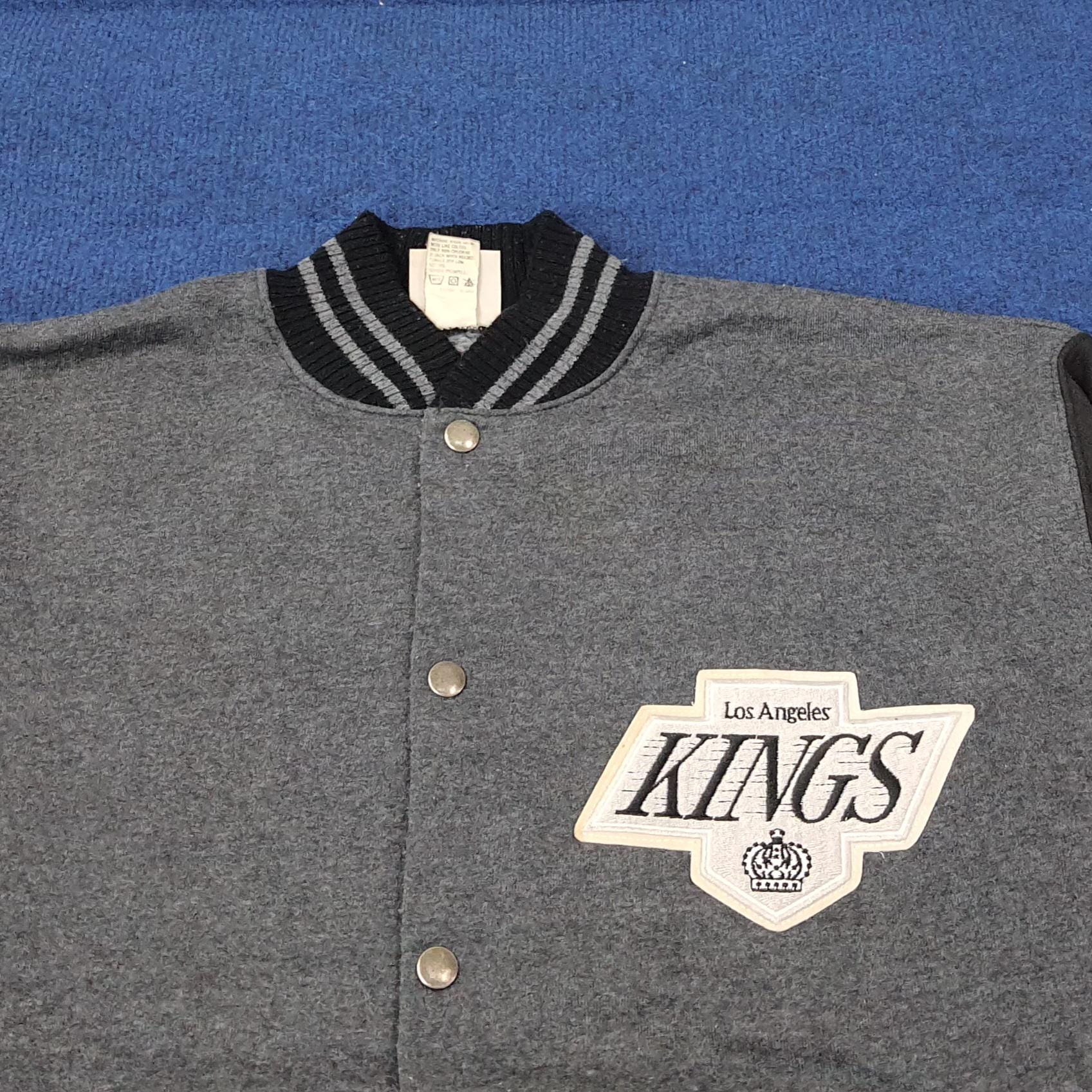 ヴィンテージ ロサンゼルス キングス ホッケー チーム バーシティ