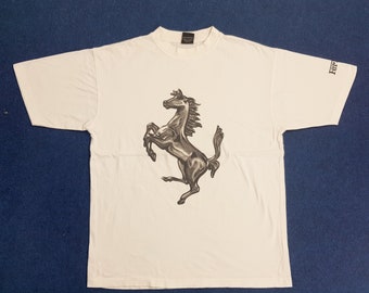 Vintage FERRARI Racing Logo Design T-shirt