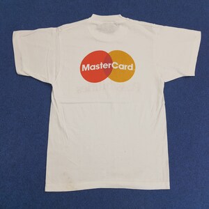 Camiseta vintage de estilo urbano de MasterCard