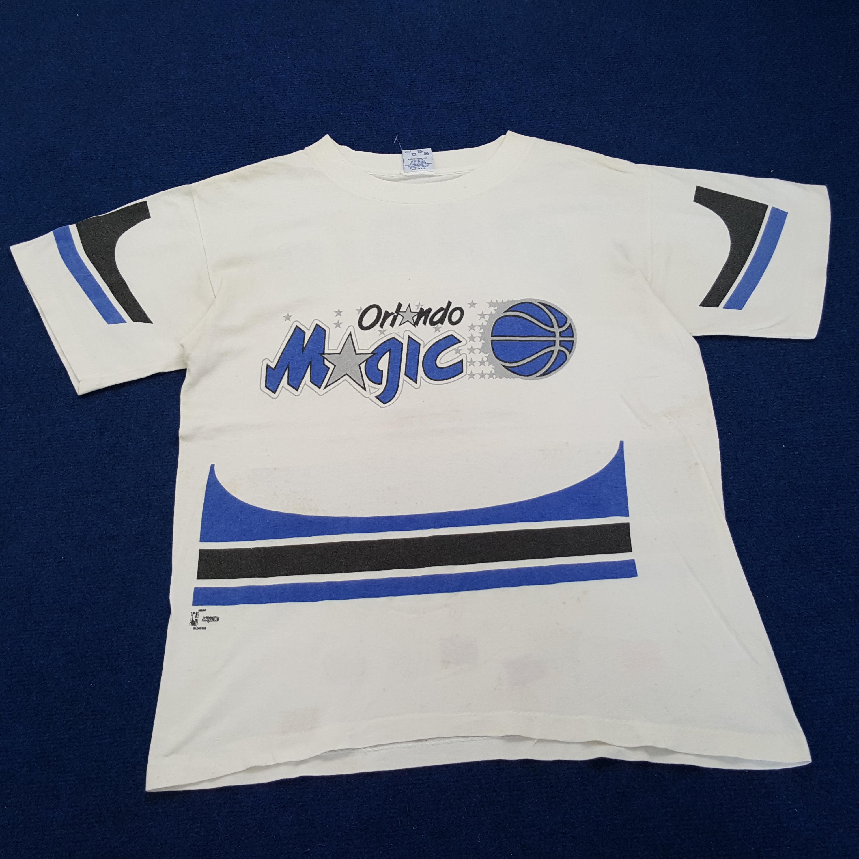 Vintage Orlando Magic Basketball NBA Team T-shirt