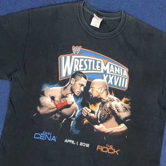 Maglietta vintage WWE WrestleMania XXVIII John Cena The Rock