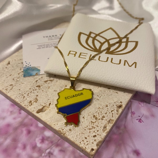 Ecuador Karte Umriss Anhänger Halskette • Ecuador Flagge Charm Halskette • Ecuadorian Kultur Schmuck • 18K Vergoldet • Geschenk für ihn sie