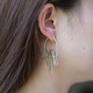 Natural crystal hoop earrings, 999 silver hoops, Irregular crystal earrings, Unique healing stone jewelry, Elegant and stylish crystal hoops, Perfect for everyday wear and special occasions, Handcrafted crystal earrings, Healing energy stone hoops.