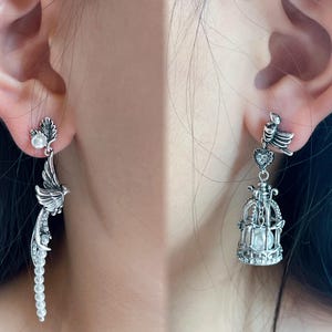 Vintage Birdcage Earrings, Brass and Pearl, Asymmetrical Design, Retro-Inspired Jewelry, Elegant and Stylish, High-Quality Brass, Two Colors, Unique Earrings, Special Occasions, Thoughtful Gift, Distinctive Accessories, Birdcage and Pearl Design