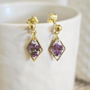 Boucles d'oreilles fleurs pour femme, fleurs pressées séchées, bijoux dorée, bijoux femme, bijou bohème, idée cadeau
