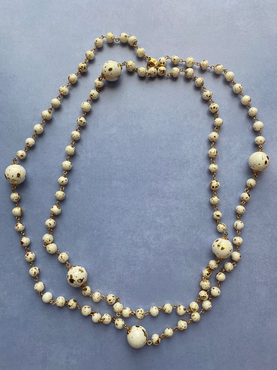 60s Judy Lee White & Gold Fleck Necklace