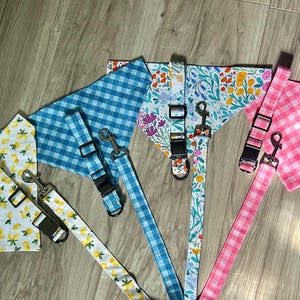 Ensemble collier, laisse et bandana pour chien – Ensemble d&#39;accessoires pour chien assortis | Bandana sur le col, collier réglable et laisse | Coffret cadeau fait main pour animal de compagnie