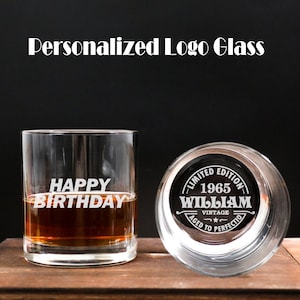 Benutzerdefinierte 60. Geburtstag Whiskyglas, personalisiertes Vintage Rock Glas, Geschenke für ihn Papa Ehemann Opa im Alter von bis zur Perfektion, Papa Geburtstagsgeschenk
