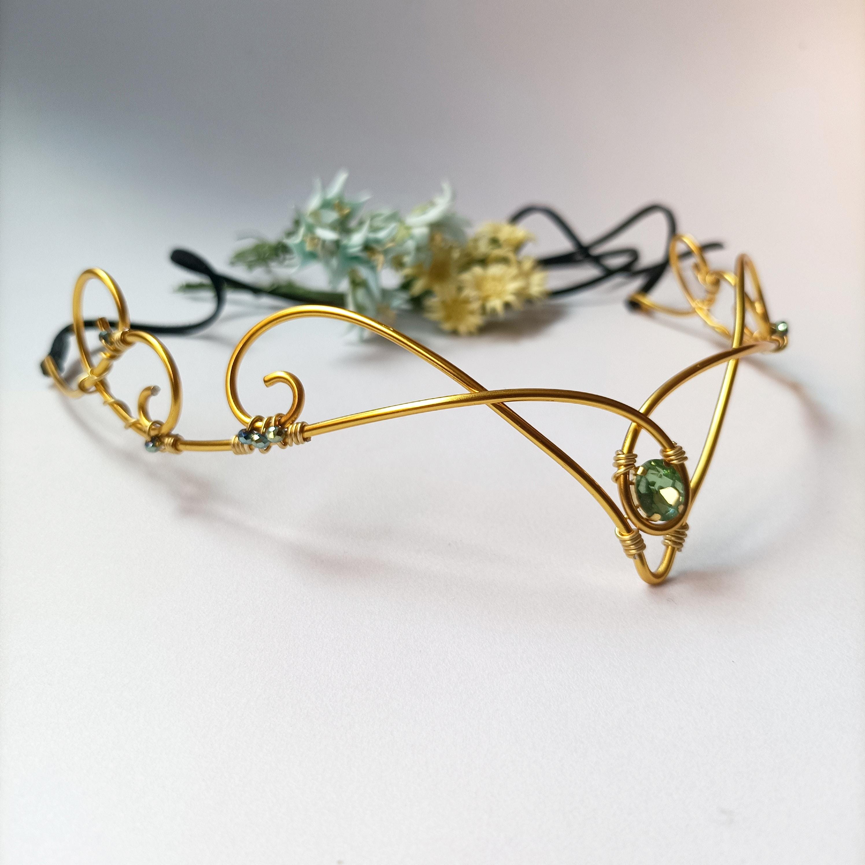 Golden elven tiara. Elven bridal headpiece. Medieval tiara. Elven diadem. Gold and green diadem. Golden wedding tiara. Wire elven crown