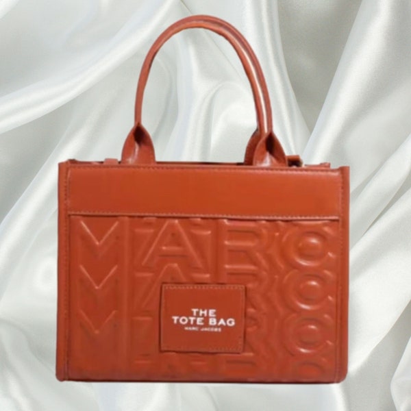 Timeless Craftsmanship: Luxury Matte Shoulder Crossbody Tote - Designer Women's Handbag, Perfect Christmas Gift for Her