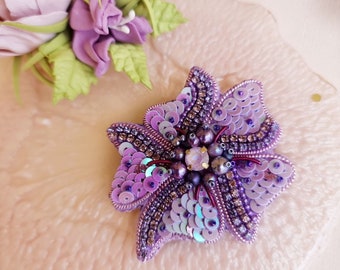 Handmade flower brooch Embroidered flower brooch Flower pin Beaded flower brooch Handmade Jewelry  Gift for Mom Special Gift Crystal flower