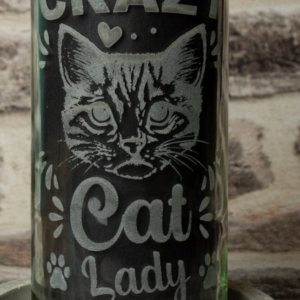 Windlicht aus Weinflasche - Crazy Cat Lady - Lasergraviert