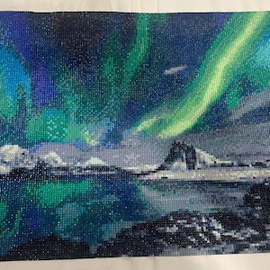 Aurora Boreale ha completato il suo dipinto a diamante.