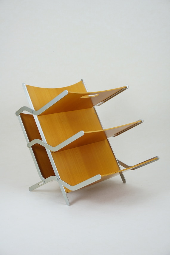 イタリアYCAMI(イカミ)社製？マガジンラック