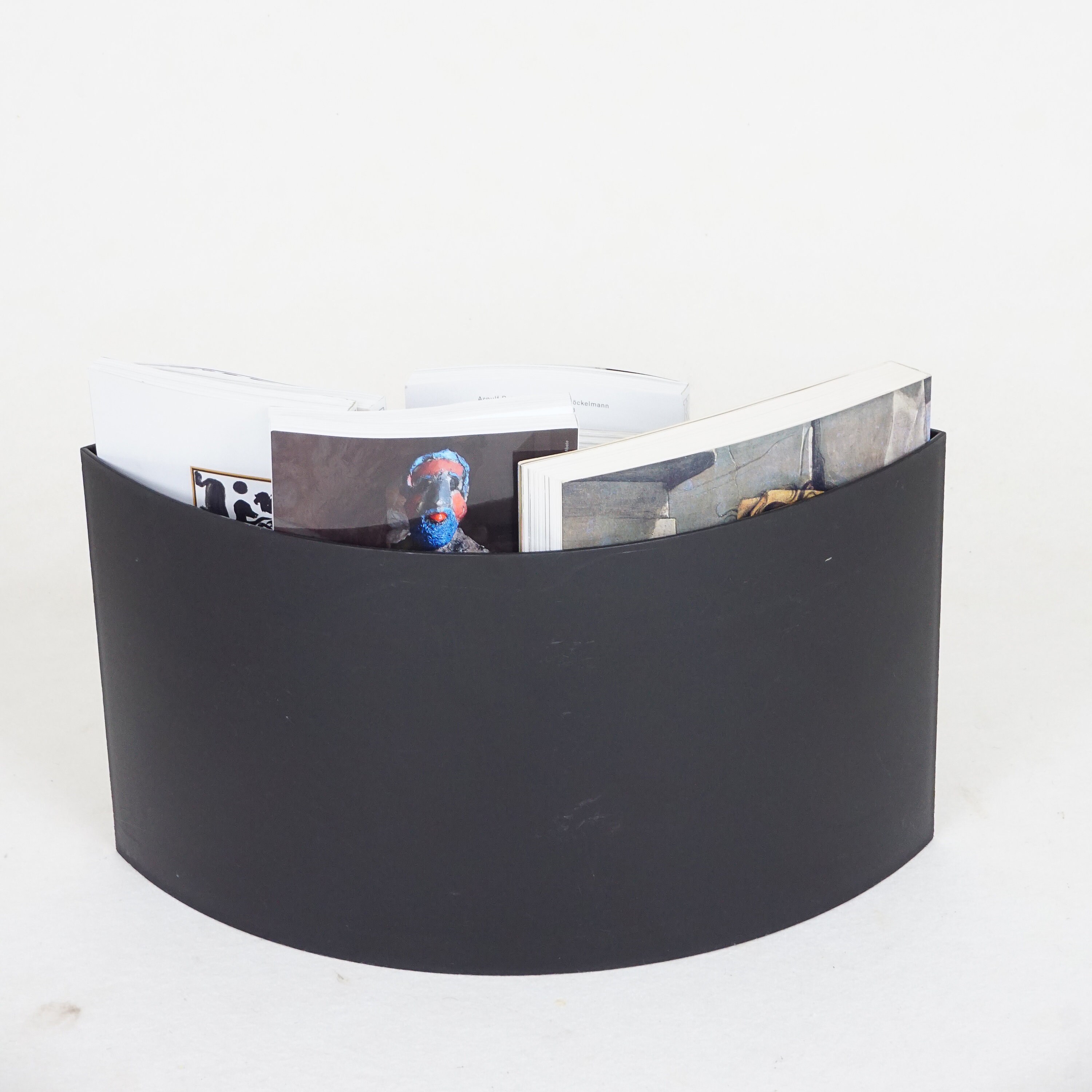 希少 イタリア製 AUTHENTICS WAVE MAIER-AICHEN Design Magazine Rack Wave by Maier Aichen for Authentics