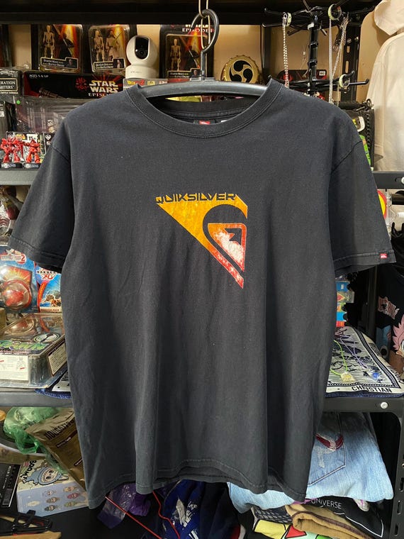 Vintage Quiksilver T-Shirt Size M , Quiksilver Surf Tee, Vintage Surf Tee, Surf Style Tee,Surf T-shirt , Quiksilver, Vtg Quiksilver t-shirt