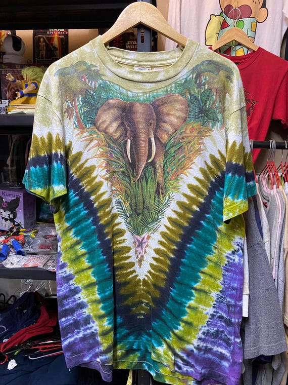 Vintage 1990 Liquid Blue Elephant Jungle T Shirt XL