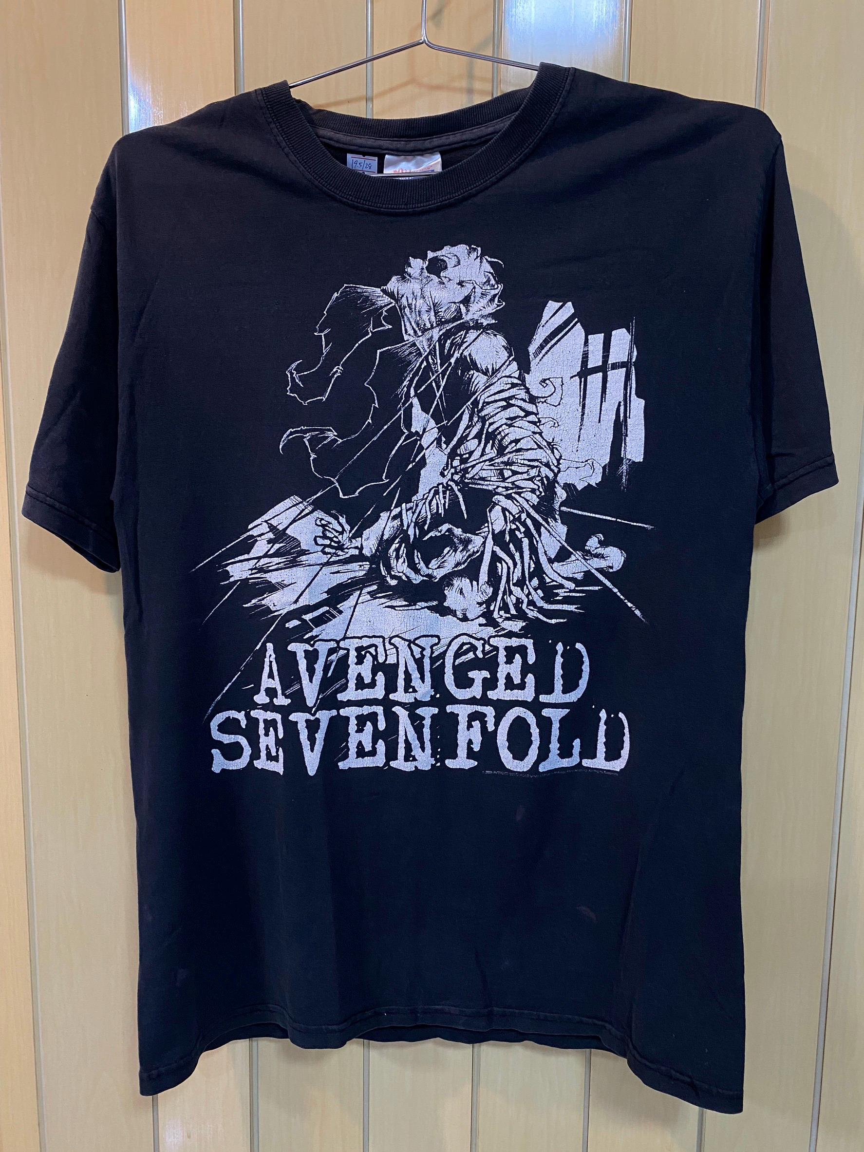 Vintage 00s Avenged Sevenfold Skull Goth Metal T shirt , Band , Heavy metal , progressive metal , alternative metal , hard rock , metal core