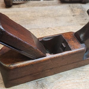 Vintage DRGM European German Style Horn Plane, with Buck Bros. 2&quot; Plane Iron. Old Tools, Woodworking Tools, Antique Tools, Old Tools 425-049