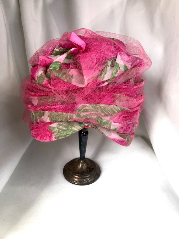 Stylish Floral Beehive Hat 1960's