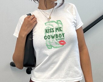 Kiss Me I'm Irish Western Baby Tee Women St Patricks Day Crop Top Cowboy Boots St Paddys Day Outfit St Pattys Day Country Graphic Tee