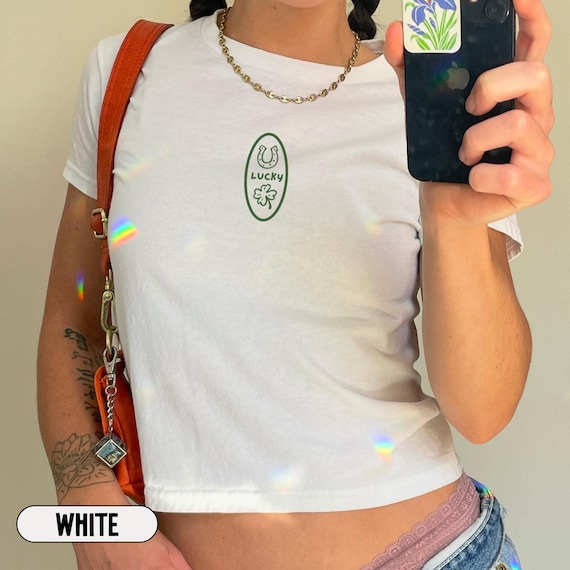 Lucky St Patricks Day Baby Tee Women Shamrock Clover Crop Top Green Horseshoe St Paddys Day T Shirt Lucky Penny St Pattys Day Outfit