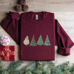 Christmas Sweatshirt, Christmas Sweater, Christmas Crewneck, Christmas Tree Sweatshirt, Holiday Sweaters for Women, Winter Sweatshirt