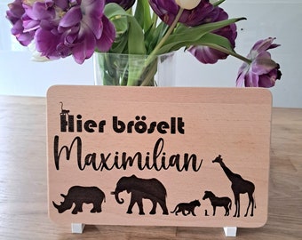 Hier bröselt - personalisierbares Brotzeitbrett / Brotzeitbrett Tiere