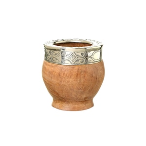 Mate Imperial Argentino de Madeira com Virola de Níquel Prata Cinzelada | Madeira de Alfarroba | Mate Personalizado