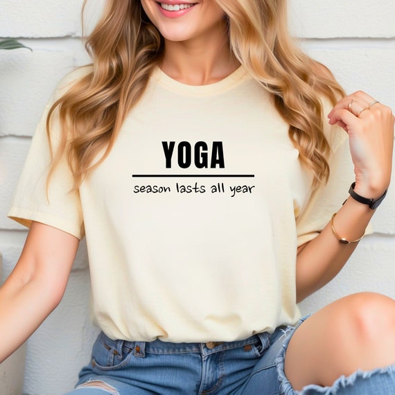La temporada de yoga dura todo el ano camiseta camisetas de entrenamiento divertidas camisa de yoga