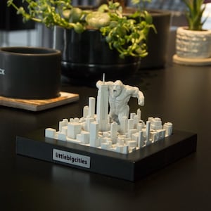 King Kong Tischdekoration | Minimalistisches Dekor | Handgefertigte Bilderrahmen | 3D Stadt Karte | Moderne Geschenke für Comic-Liebhaber | NUR DIGITAL