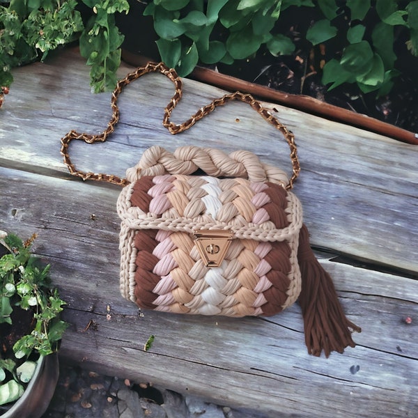 Handmade Elegance: Crochet Tote Bag - Perfect Gift for Her - Aesthetic and Colorful Shoulder Bag