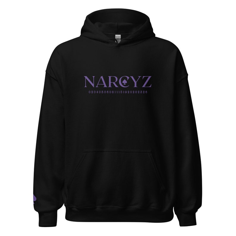 NARCYZ-1975-BLVCK geborduurd Paars