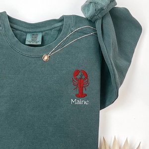 Embroidered Maine Lobster Crewneck Sweatshirt, Coastal Beach Sweater, Maine Vacation Sweatshirt, Fisherman Aesthetic, New England Pullover