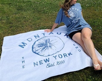 Montauk The End Sweatshirt Blanket, Long Island Vacation Beach Blanket, The End Montauk, Nautical Theme Gifts, New England, Visit New York