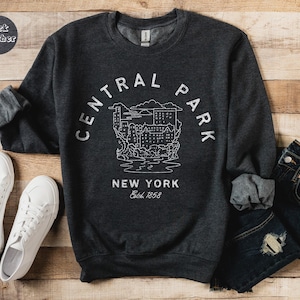 Bluza z okrągłym dekoltem Central Park, Bluza z polaru NYC, Koszula Preppy, Koszula New England Charm, Luźny minimalistyczny okrągły dekolt, Prezent z Nowego Jorku