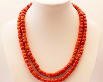 Collier Ancien En Corail Oranger à Franges - Occasion En Très Bon état