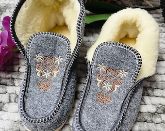 Barefoot Shoes Handmade Felted Wool Warm Moccasin Slippers, Soft