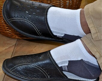 Mens Black Leather Slippers - Bedroom Mules Shoes for Traditional Comfort - Summer Clogs & Indoor Scuffs Luxury Footwear